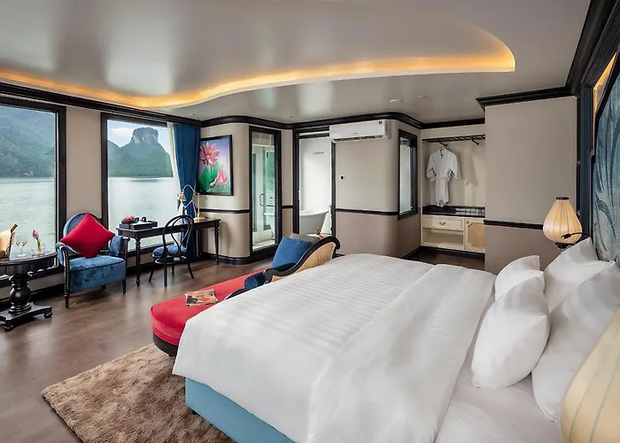 Verdure Lotus Luxury Cruise On Lan Ha Bay  5*