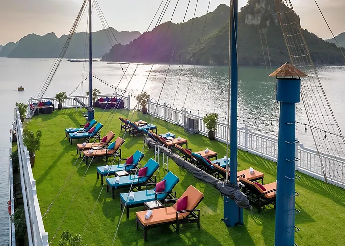 Verdure Lotus Luxury Cruise On Lan Ha Bay 5*