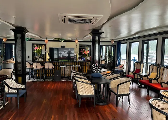 Verdure Lotus Luxury Cruise On Lan Ha Bay Ha Long