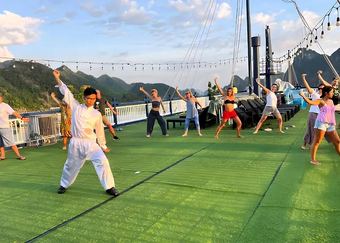 Verdure Lotus Luxury Cruise On Lan Ha Bay 